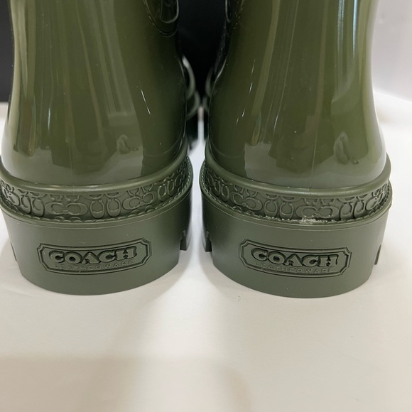 COACH 🥾NWT ✨ Rain boots 🏷️ size 8 woman’s - Picture 12 of 15